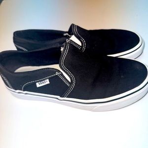 Vans Classic Slip On Shoes Women's Authentic Size 7.5 Sneakers Black